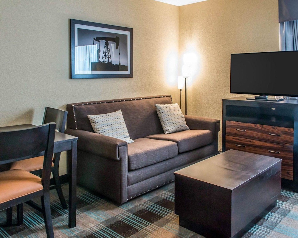 MainStay Suites Cotulla 25/37