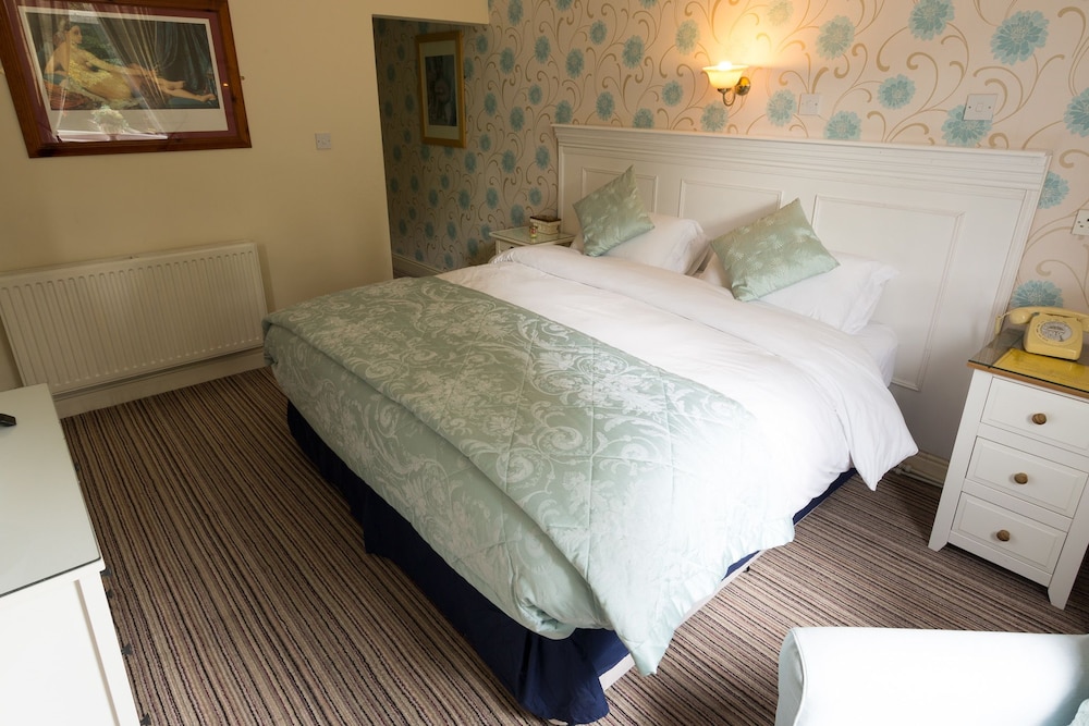 The Ascott 10/50