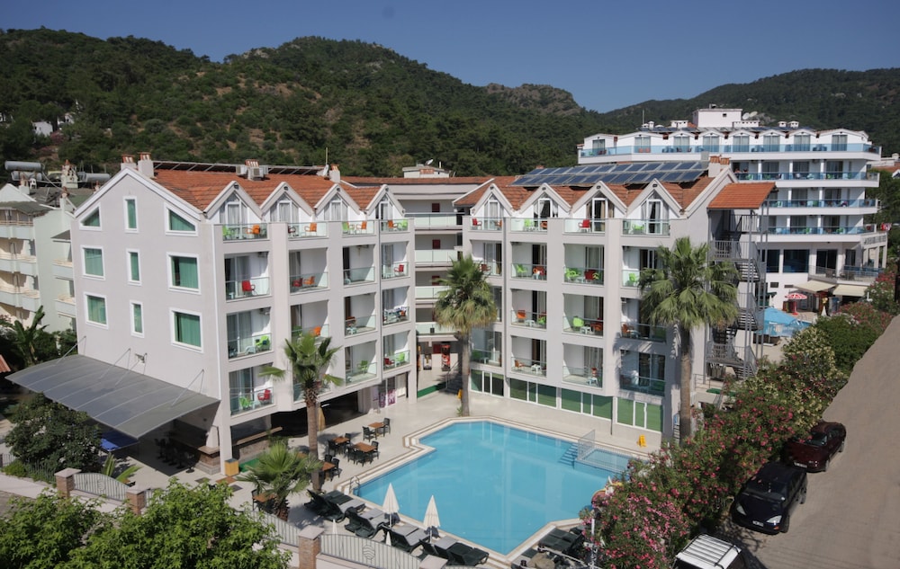PALMEA HOTEL 7/46