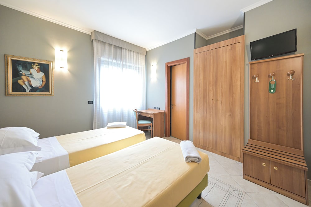 Hotel L'Aquila 5/19