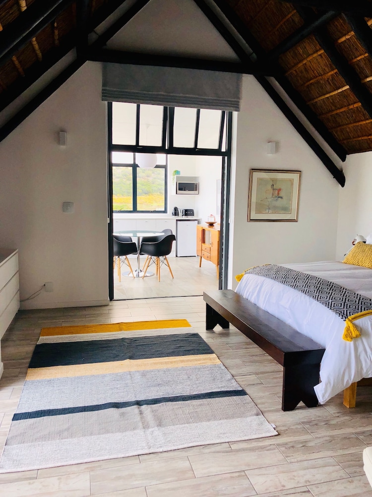 Karee Manor Guesthouse 9/40