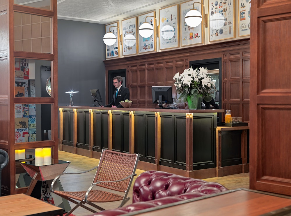 H10 Montcada Boutique 49/68