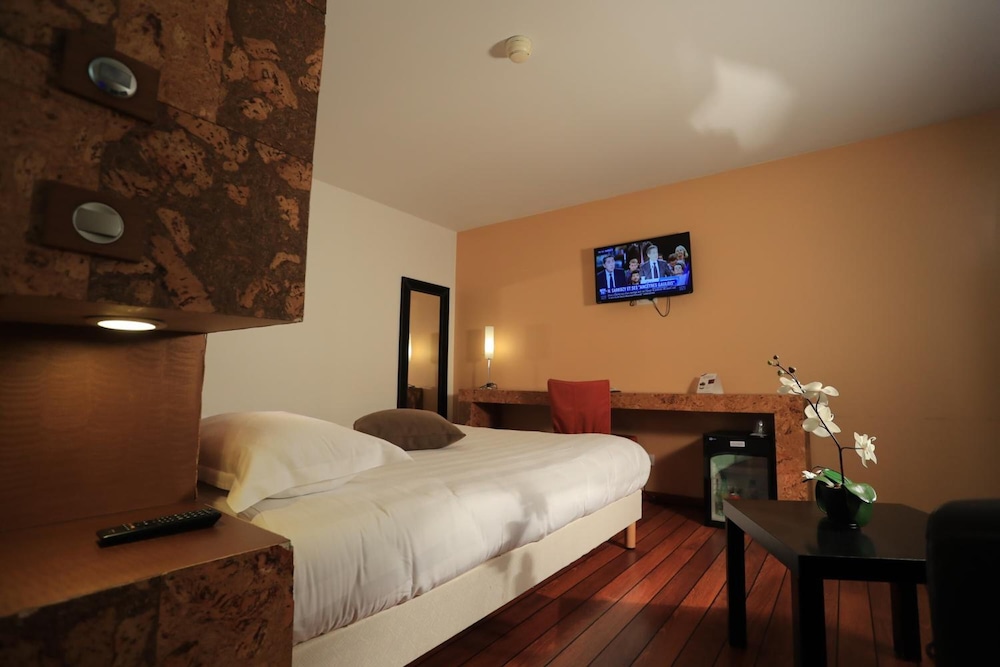 The Originals Aurillac Grand Hotel Saint Pierre 23/67