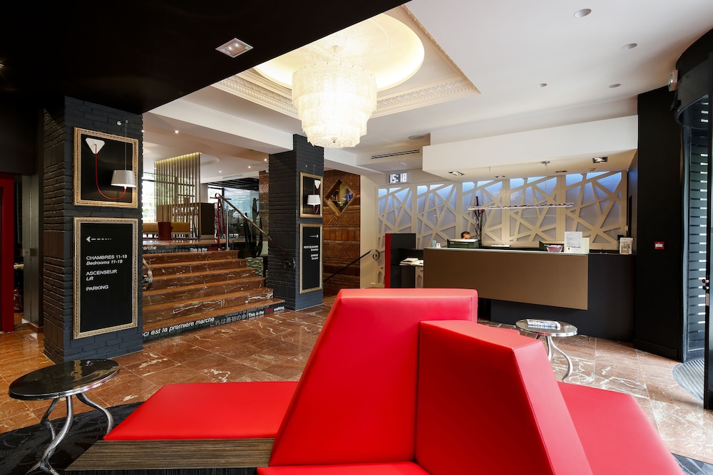 Lobby at De Brienne, TOULOUSE