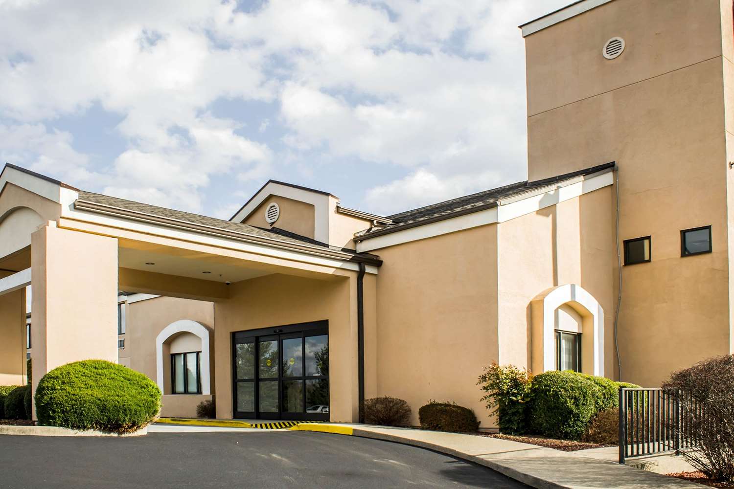 Sleep Inn Beaver- Beckley 40/44