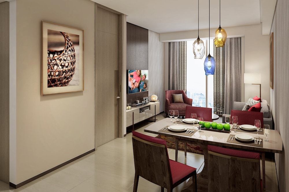 Somerset Central Salcedo Makati 29/33