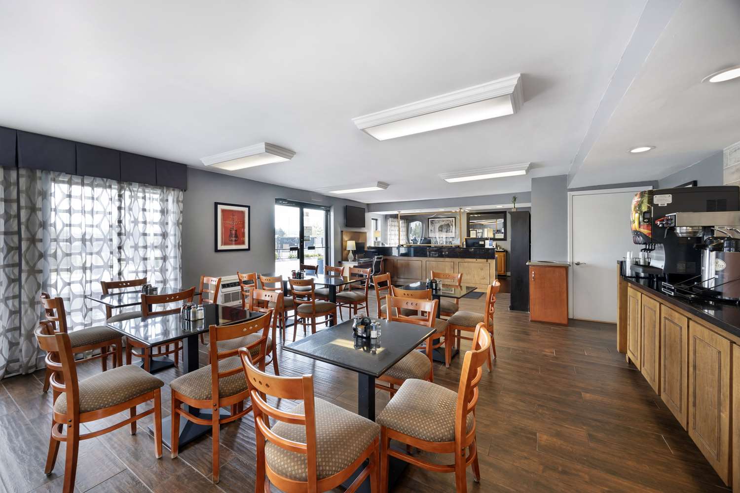 Best Western Executive Inn Dickson 6/7