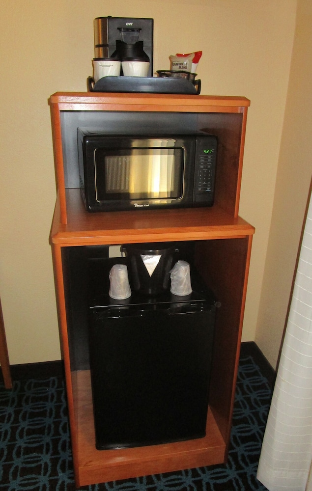 Fairfield Inn Suites Denver Tech Center South 16/33