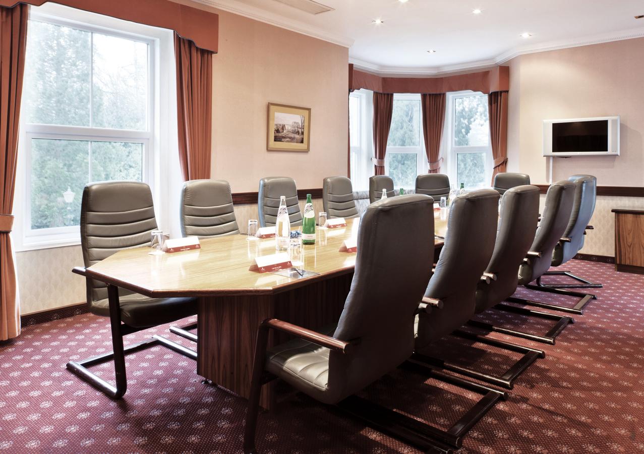 Copthorne Hotel Effingham Gatwick 29/38