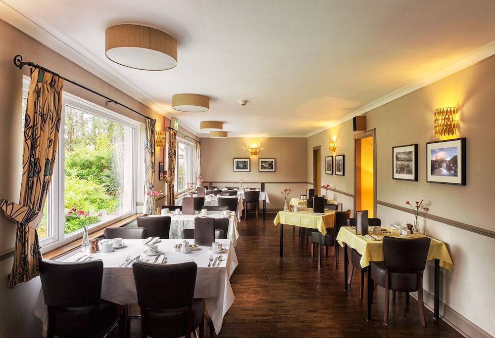 Loch Leven Hotel 33/50