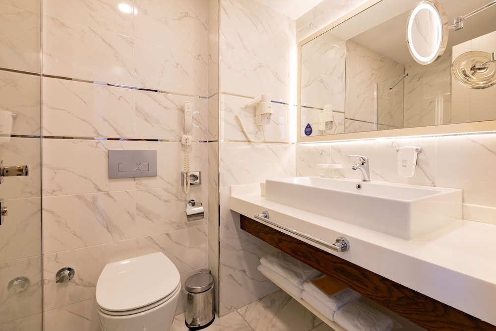 Smart by Dedeman Eskisehir 47/50
