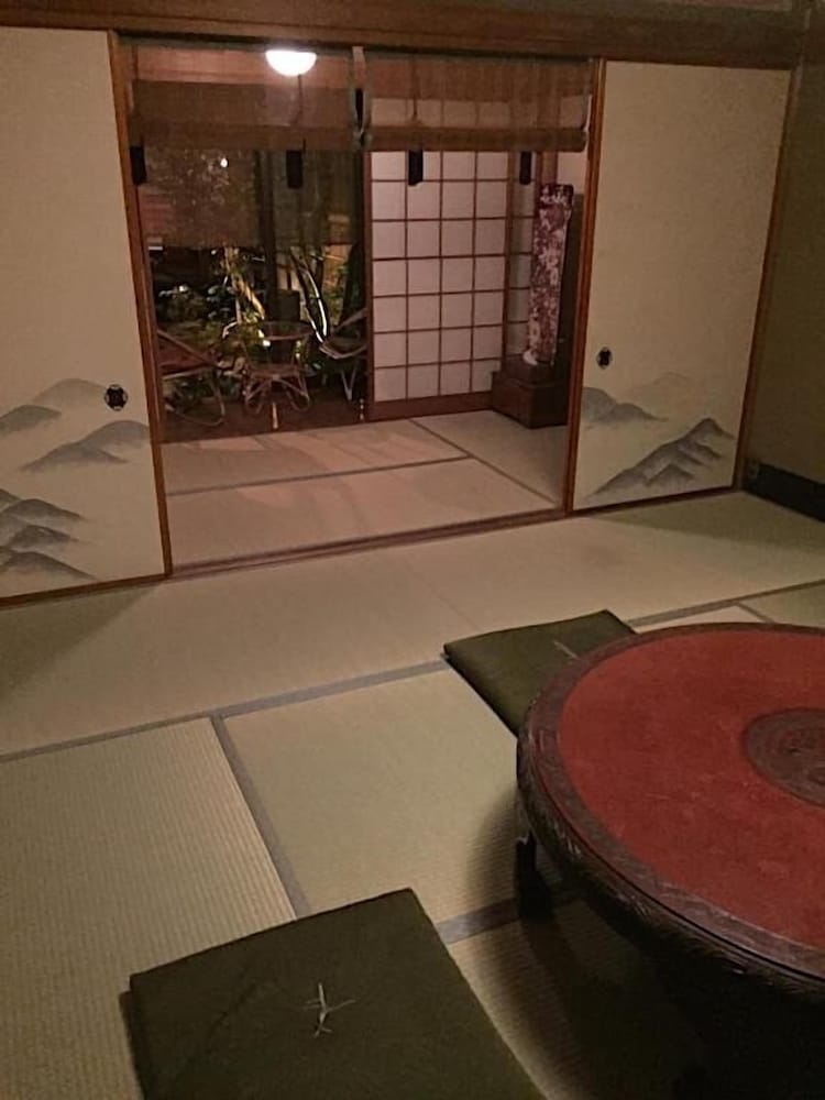 Gion Koh - Hostel 48/50