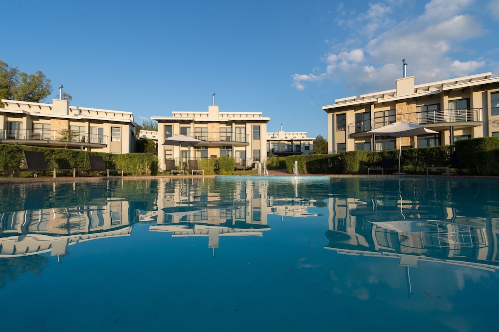 The Fairway Hotel Golf Resort 4/71