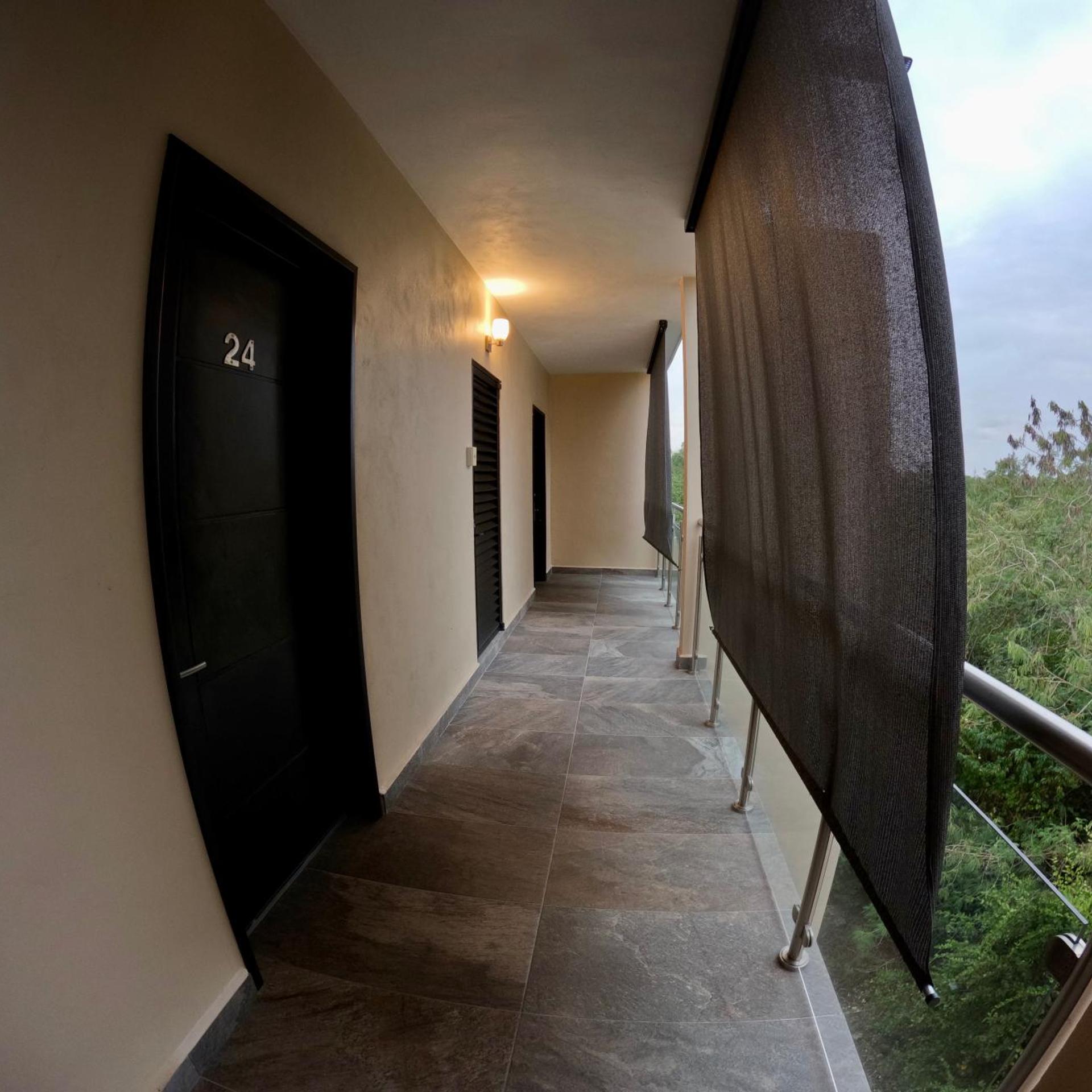 Hotel Avila 37/41