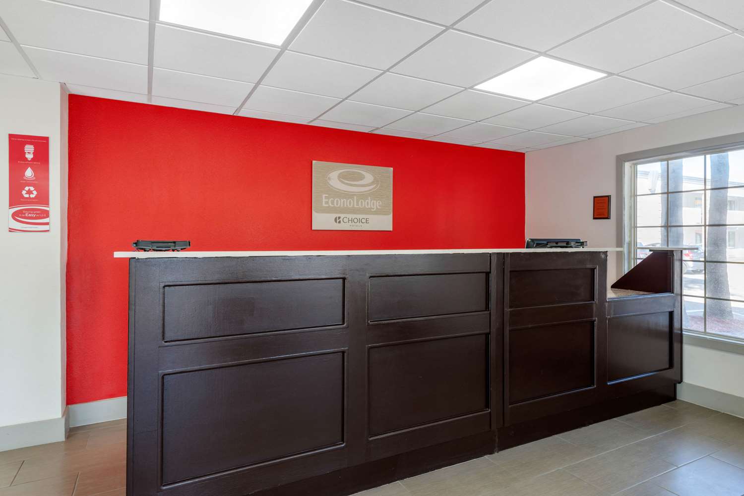 Econo Lodge Airport At Raymond James Stadium 4/25