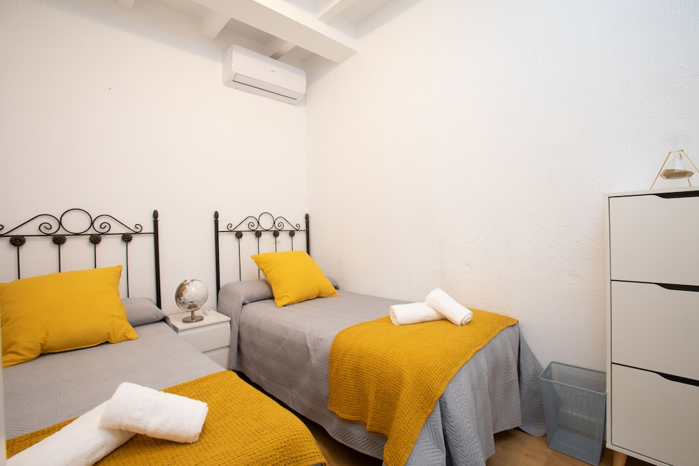 Boutique Rooms Playa Burriana 42/70