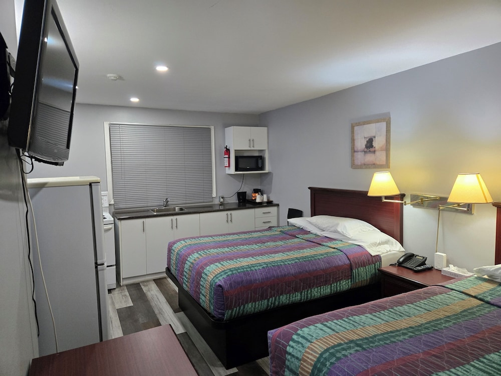 Knights Inn Cobourg 10/47
