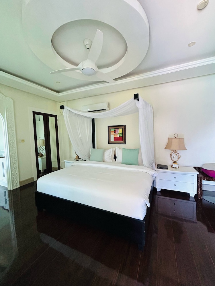 Mountain, Villa, King Bed, Sea View, Sofa