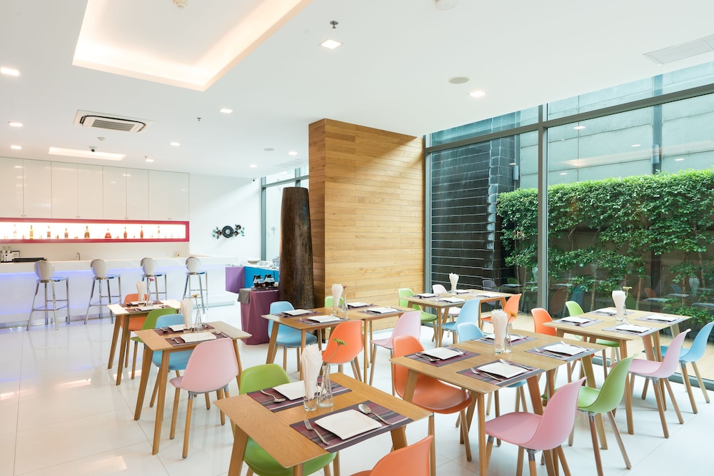 Seven Zea Chic Hotel 33/50
