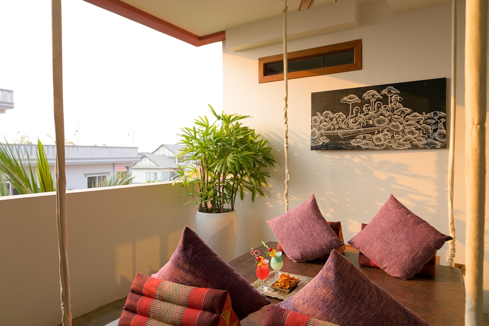 Golden Temple Residence 24/50