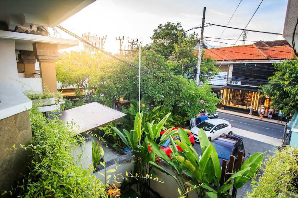 Kuta Suci Beach Hotel 2/43