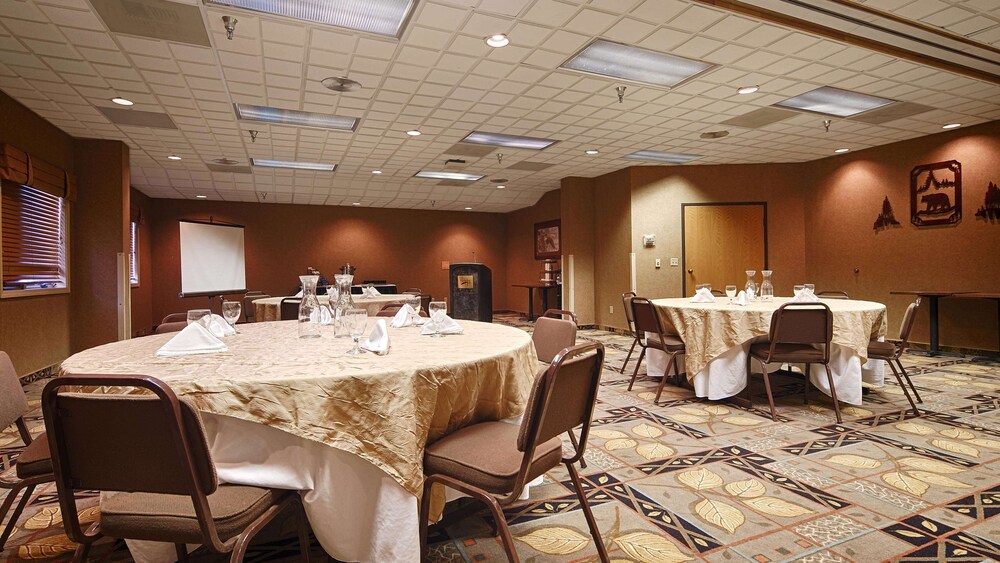 Best Western Bidarka Inn 38/43
