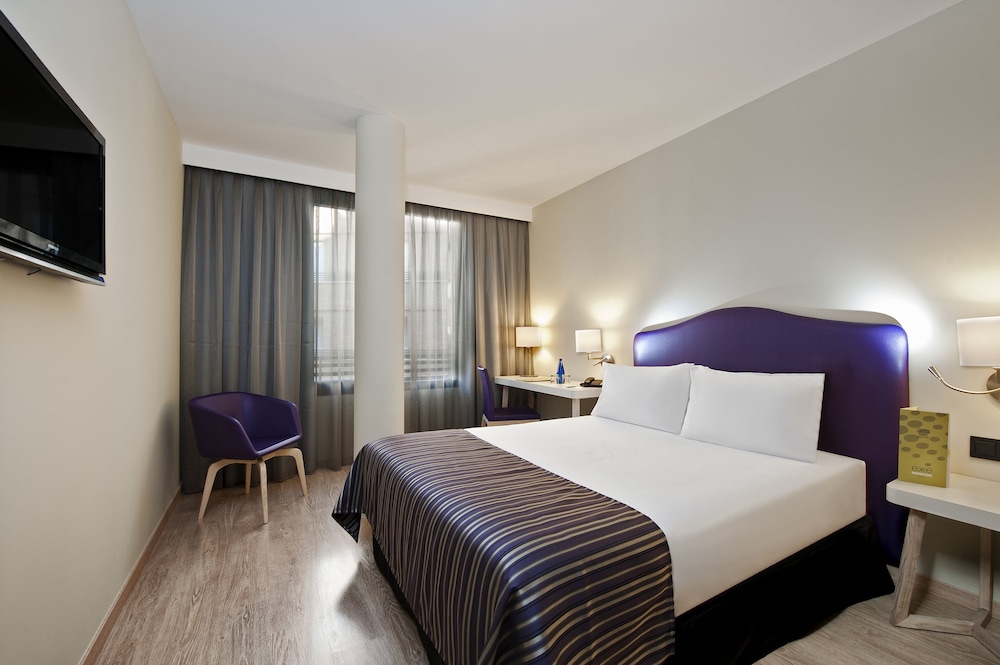 Exe Moncloa Hotel 25/70