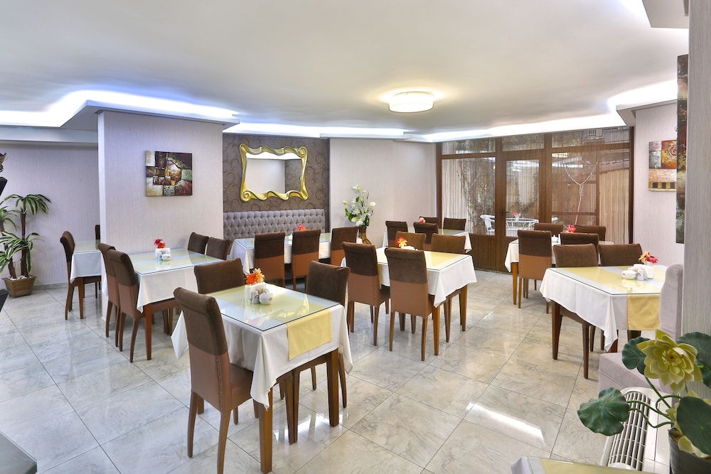 Budo Hotel 50/58