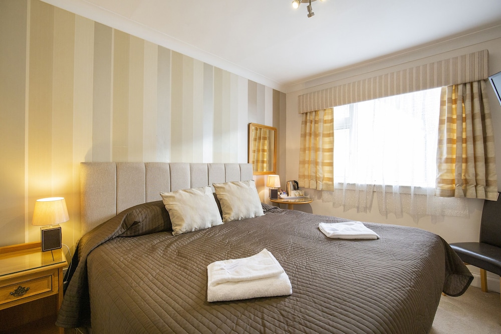 OYO Arden Guest House, Craigmillar Castle Edinburgh 10/43