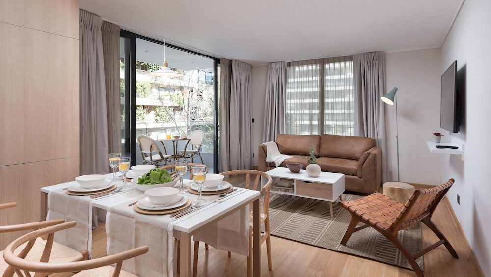 Zip Apartments 20/30