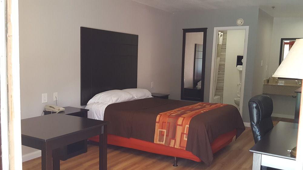 Motel6 Dallas, TX 32/59