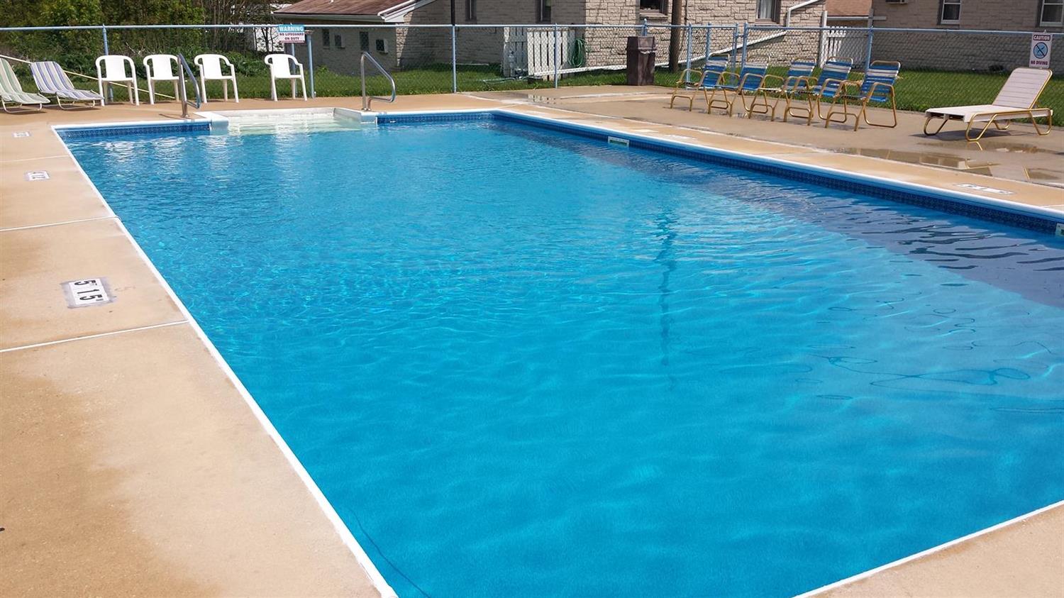Americas Best Value Inn Palmyra Hershey 15/30