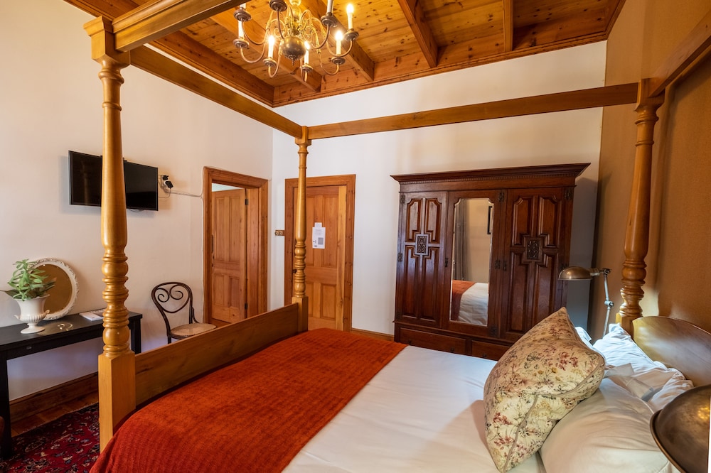 Merindol Manor 15/50