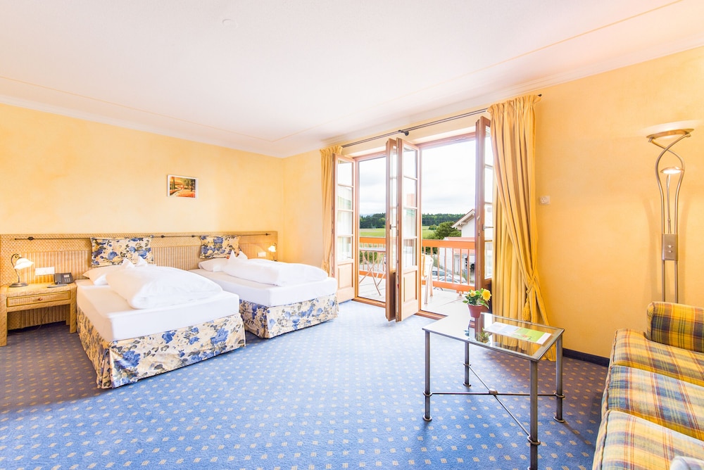 Hotel Und Landgasthof Altwirt 16/43