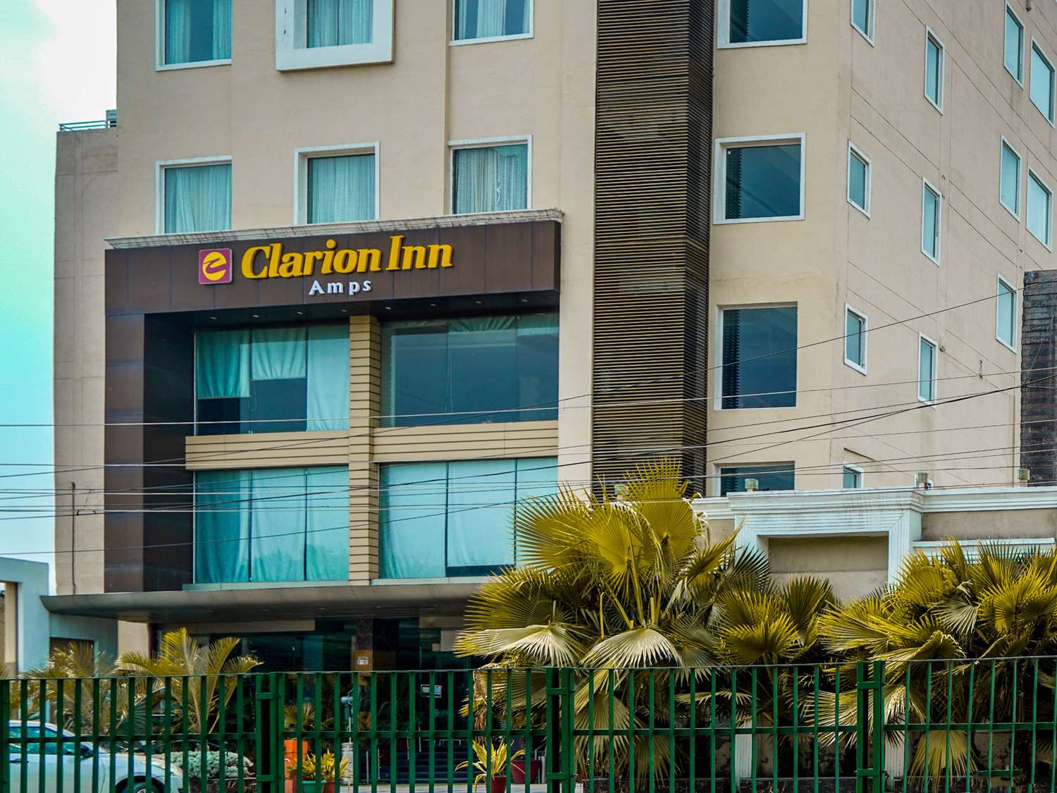 Clarion Inn Amps 2/25