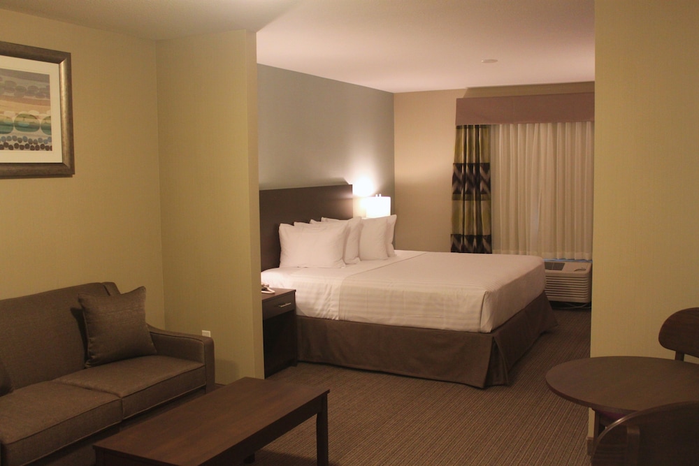 Meridian Inn & Suites 10/32