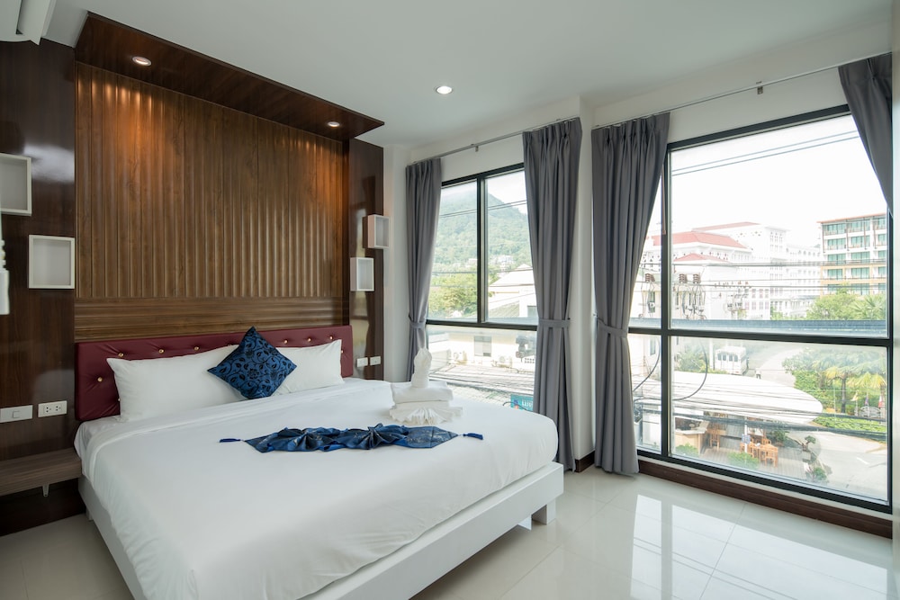 Baan Thai Beach Side Residence 15/50