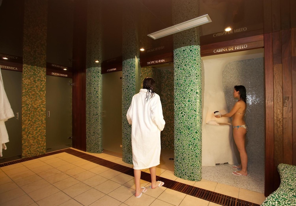 Hotel La Trufa Negra 37/59