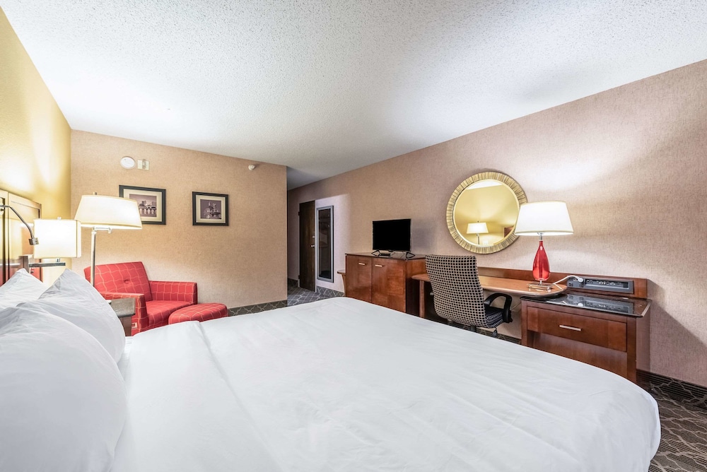 Quality Inn and Suites Brainerd MN 14/39