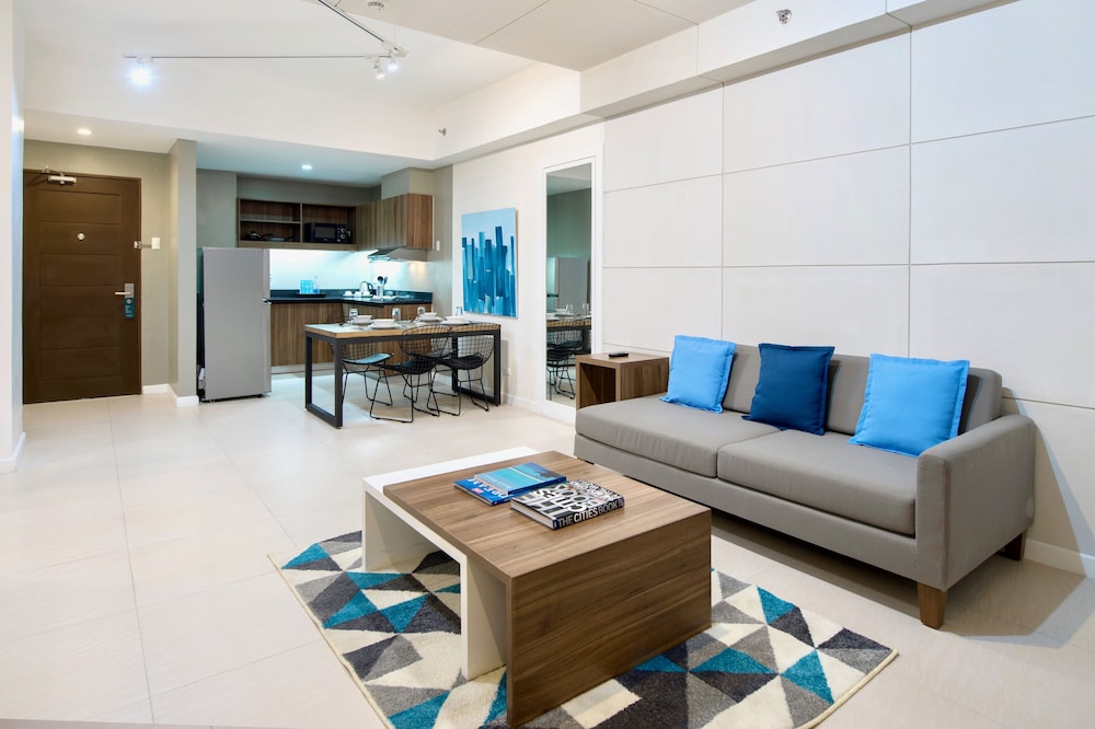 The Sphere Serviced Residences 32/50