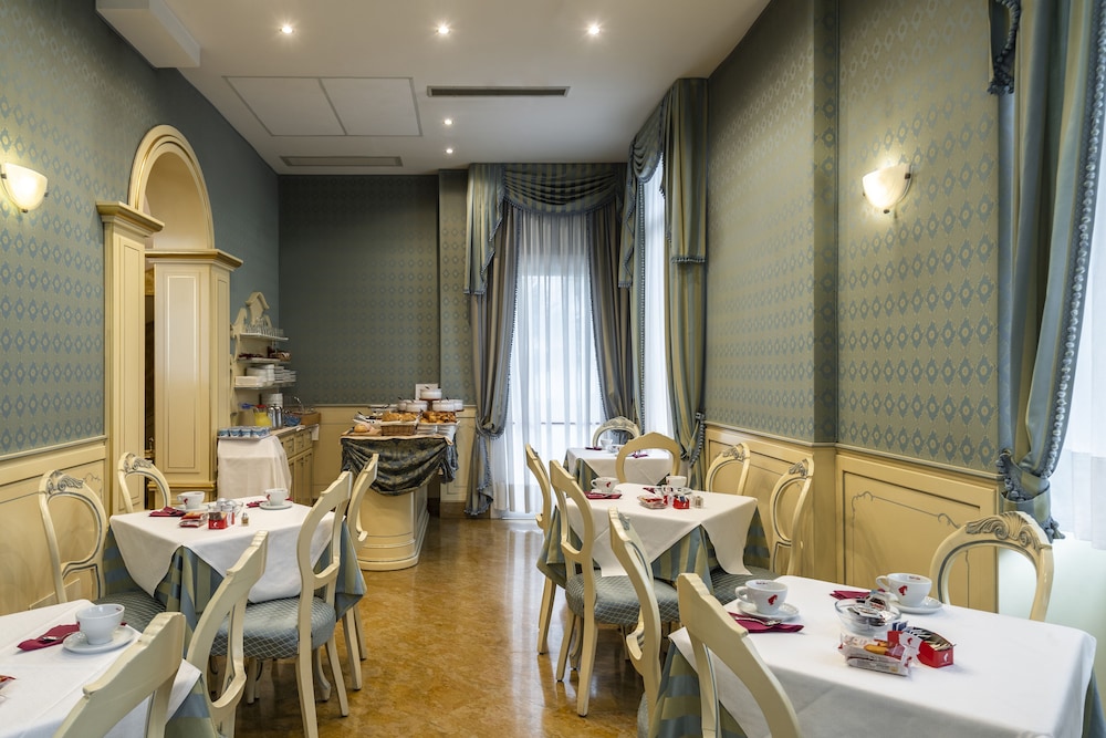 Hotel Villa Delle Palme 65/79