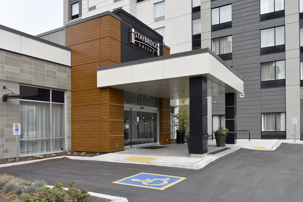 Staybridge Suites Waterloo - St. Jacobs Area 3/78