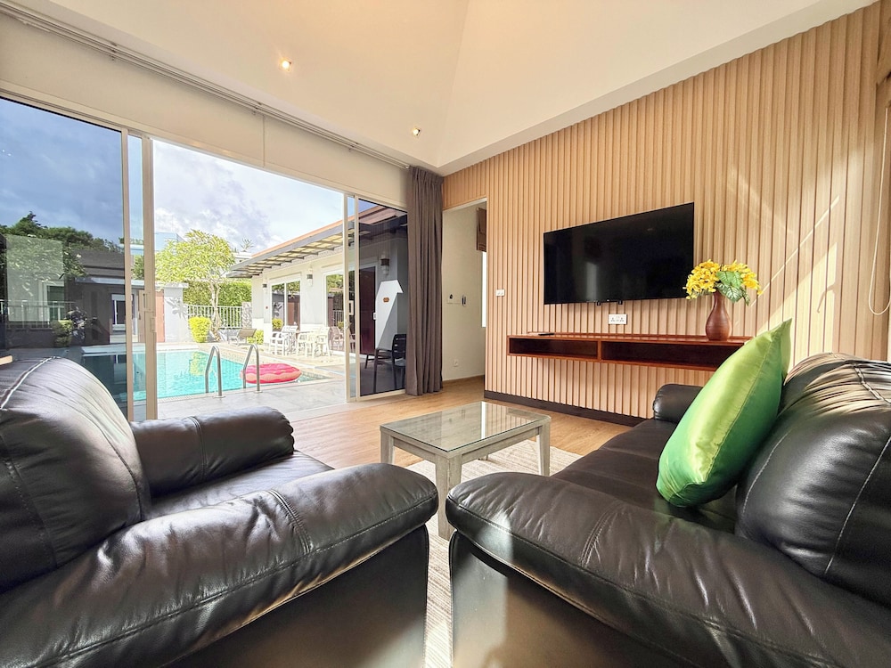 Phuket La Siesta Pool Villa 27/48