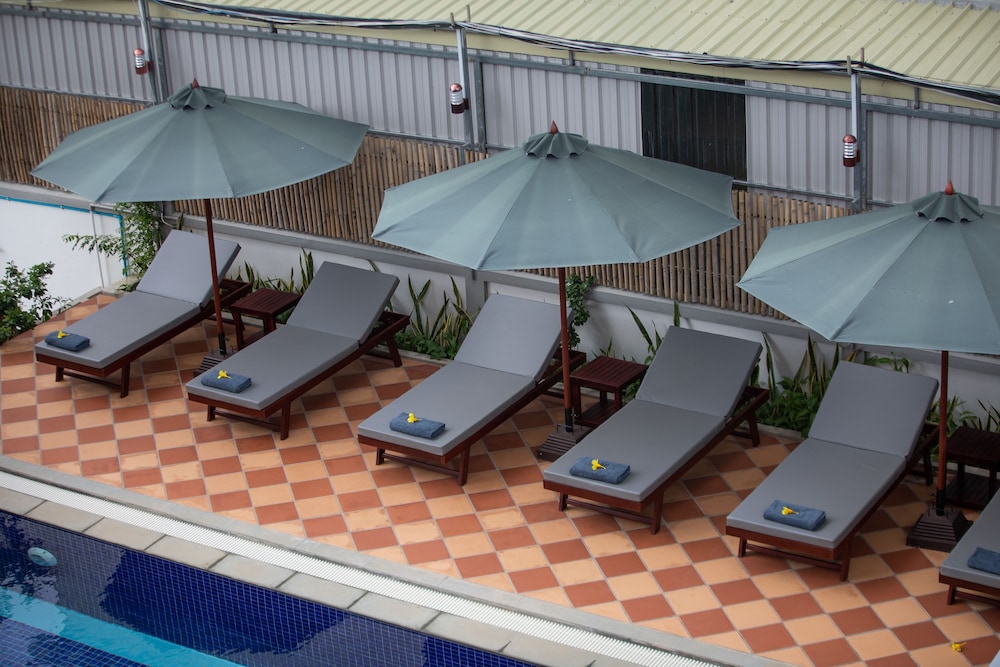 Botoum Hostel 19/33