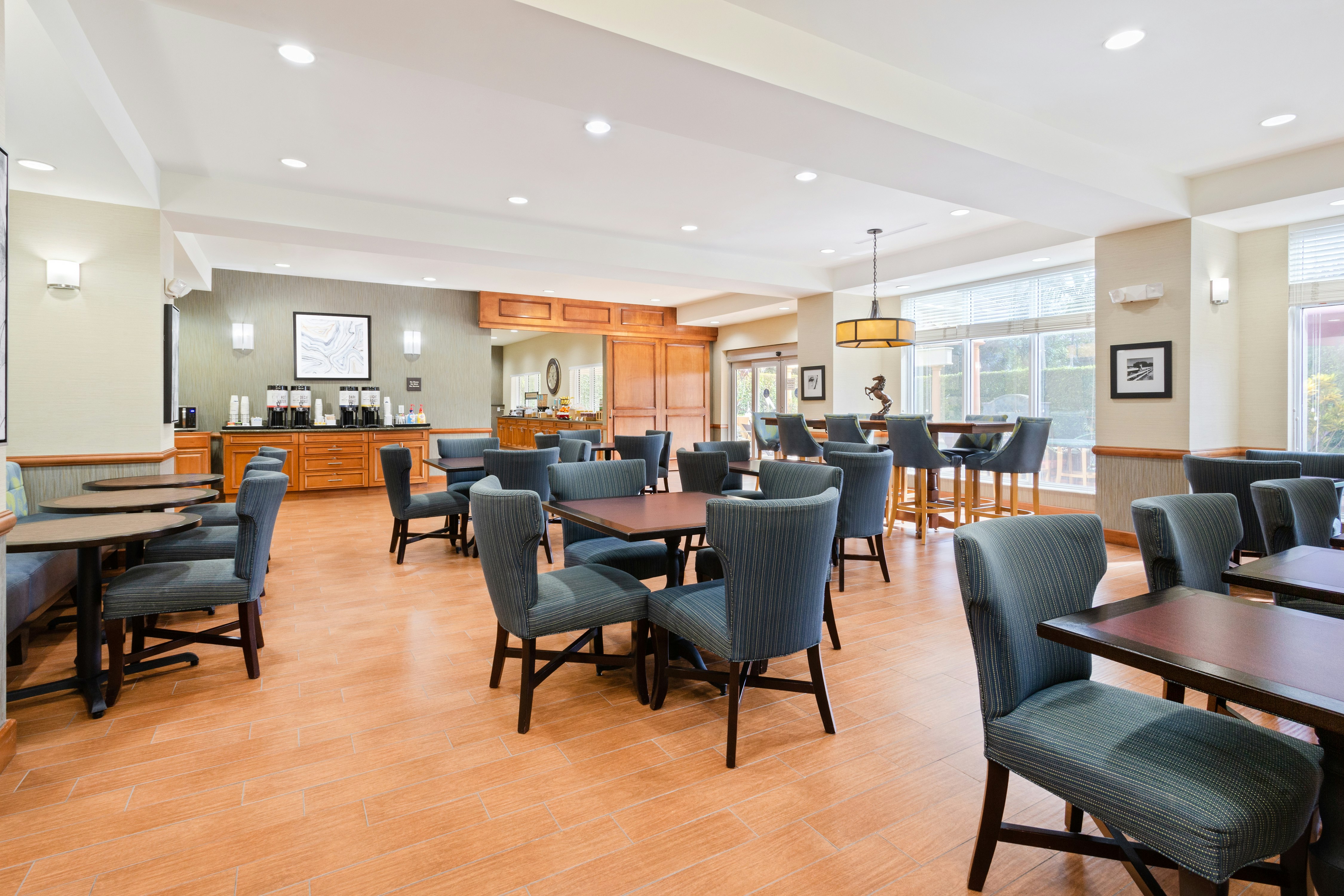 Hampton Inn West Palm Beach-Lake Worth-Turnpike 27/34
