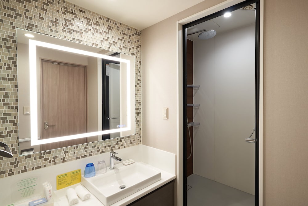 Holiday Inn And Suites Shin Osaka An Ihg Hotel 28/76