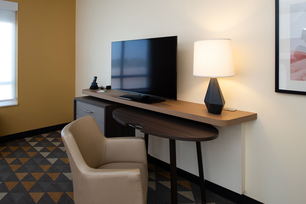Holiday Inn Suites Idaho Falls 64/75