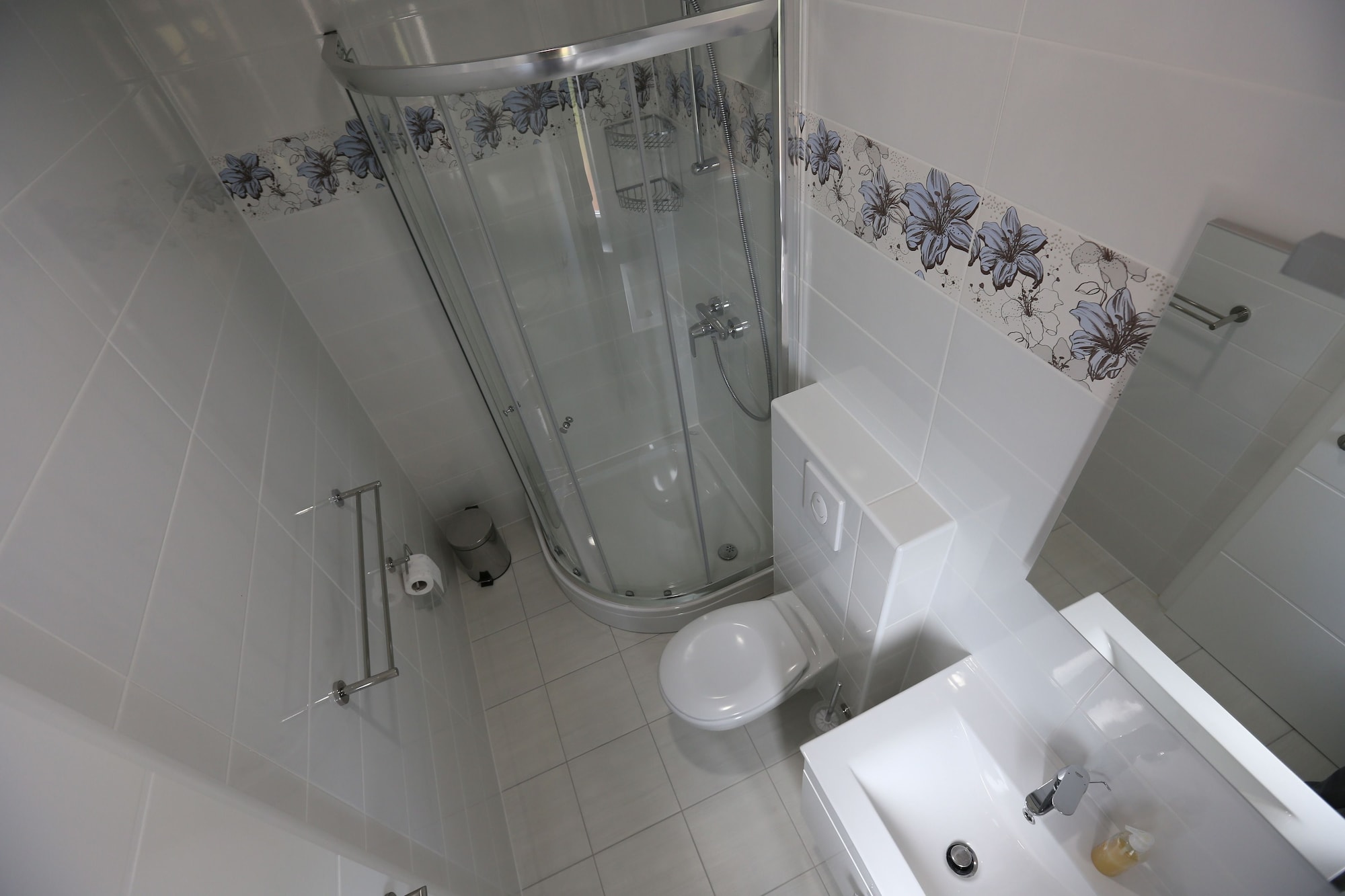 Comfort, Triple, 3 Beds, Hill View, Balcony