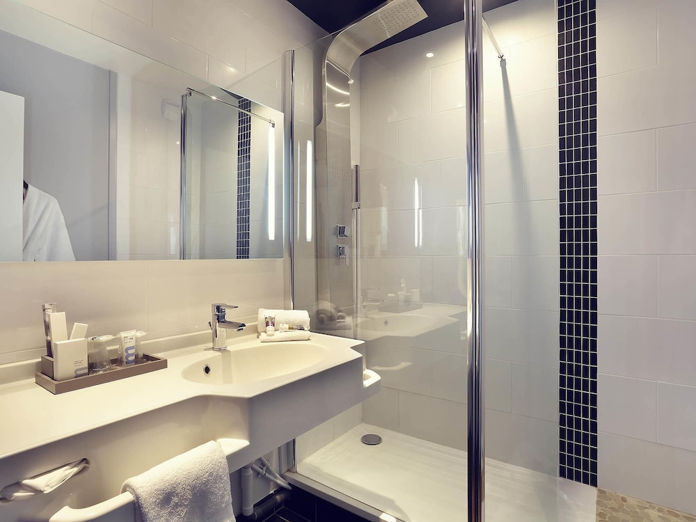 Mercure Brive 47/49