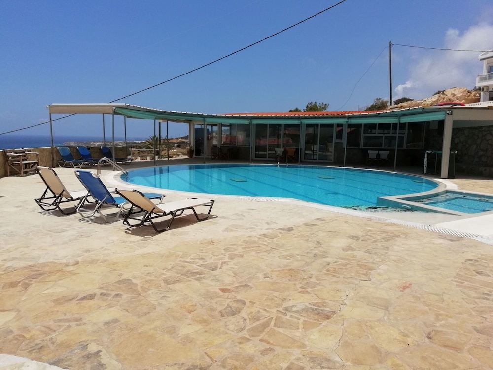 Creta Suites 44/70